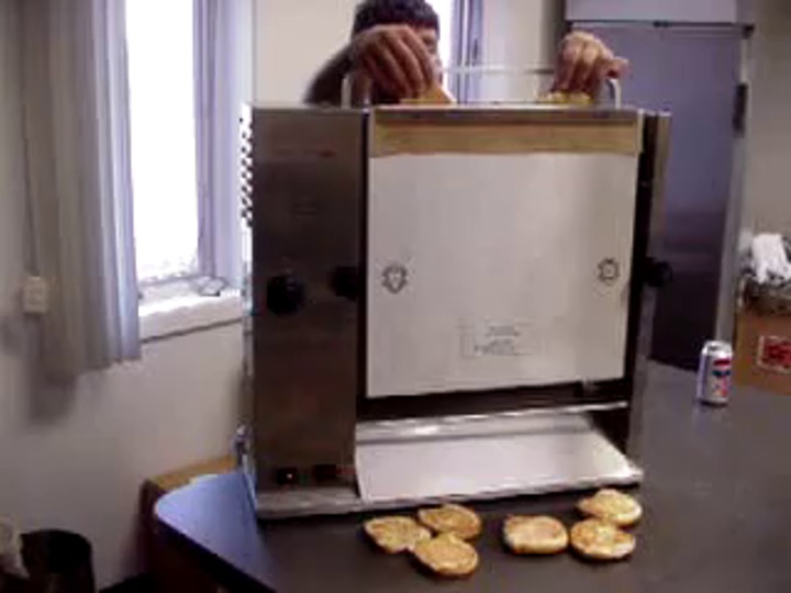 Prince Castle Toaster, single chamber, front loader