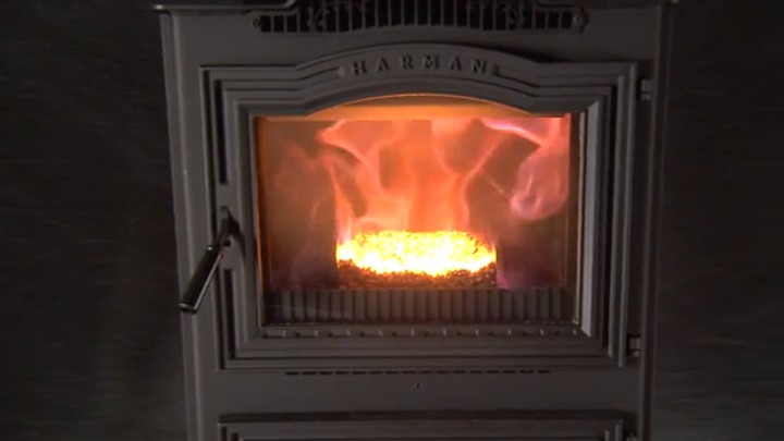 Charcoal heating stove - SUPER MAGNUM STOKER - Harman Stoves - traditional  / metal